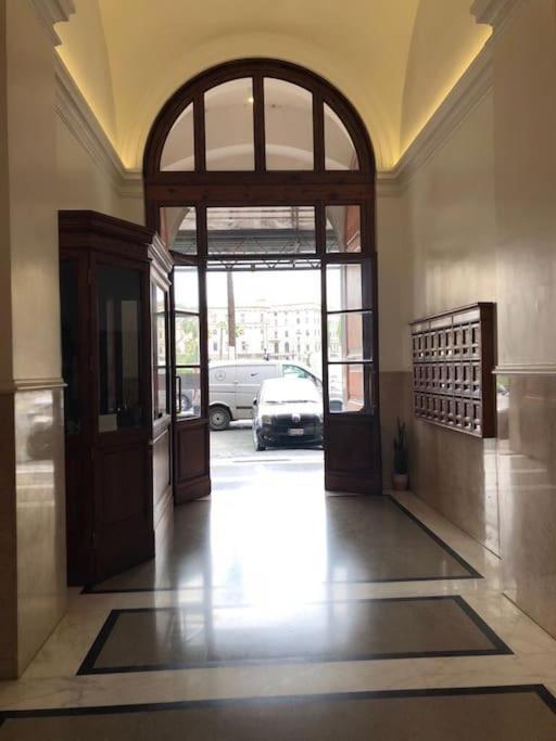 Casa Benso - Near Vatican City And Navona Square Rome Exterior photo